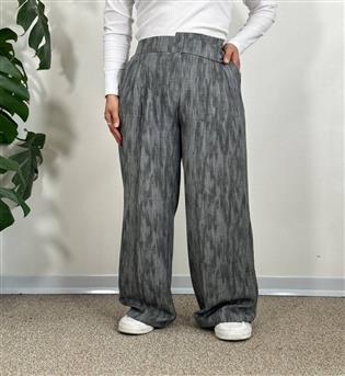 بگ نقاب دار ابر و بادی ماوی