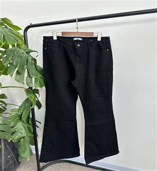 بوت کات سایز بزرگ کد 23526